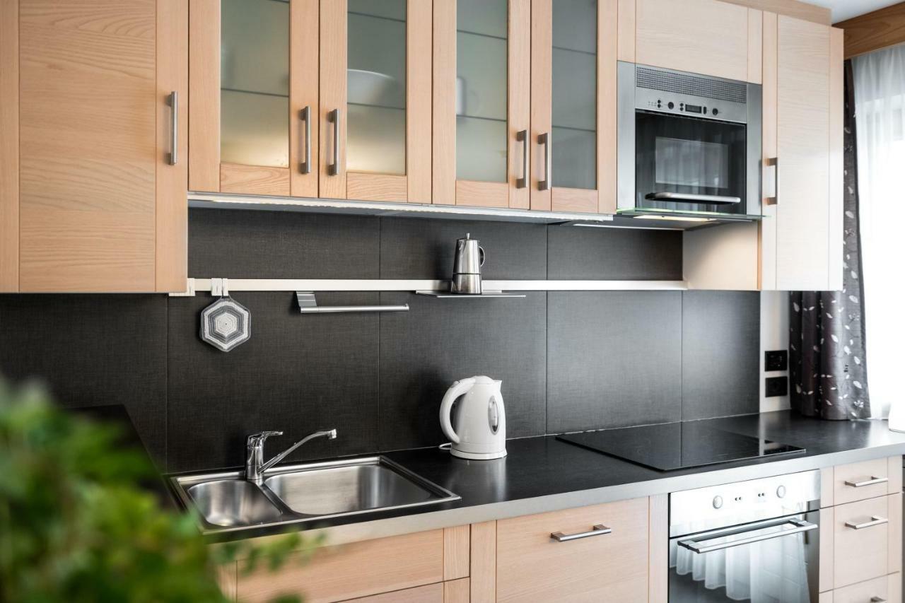 לה ואלה Apartments Tino מראה חיצוני תמונה