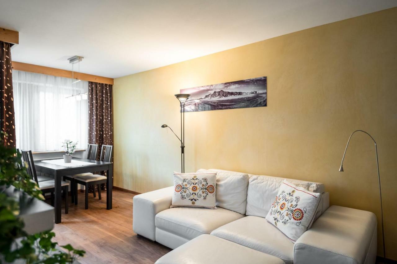 לה ואלה Apartments Tino מראה חיצוני תמונה